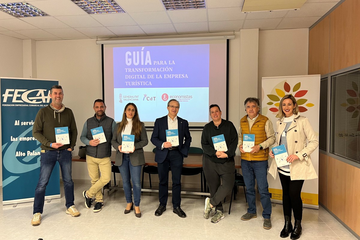 Se presenta en FECAP la Guía para la Transformación Digital de la Empresas Turísticas. Foto 2